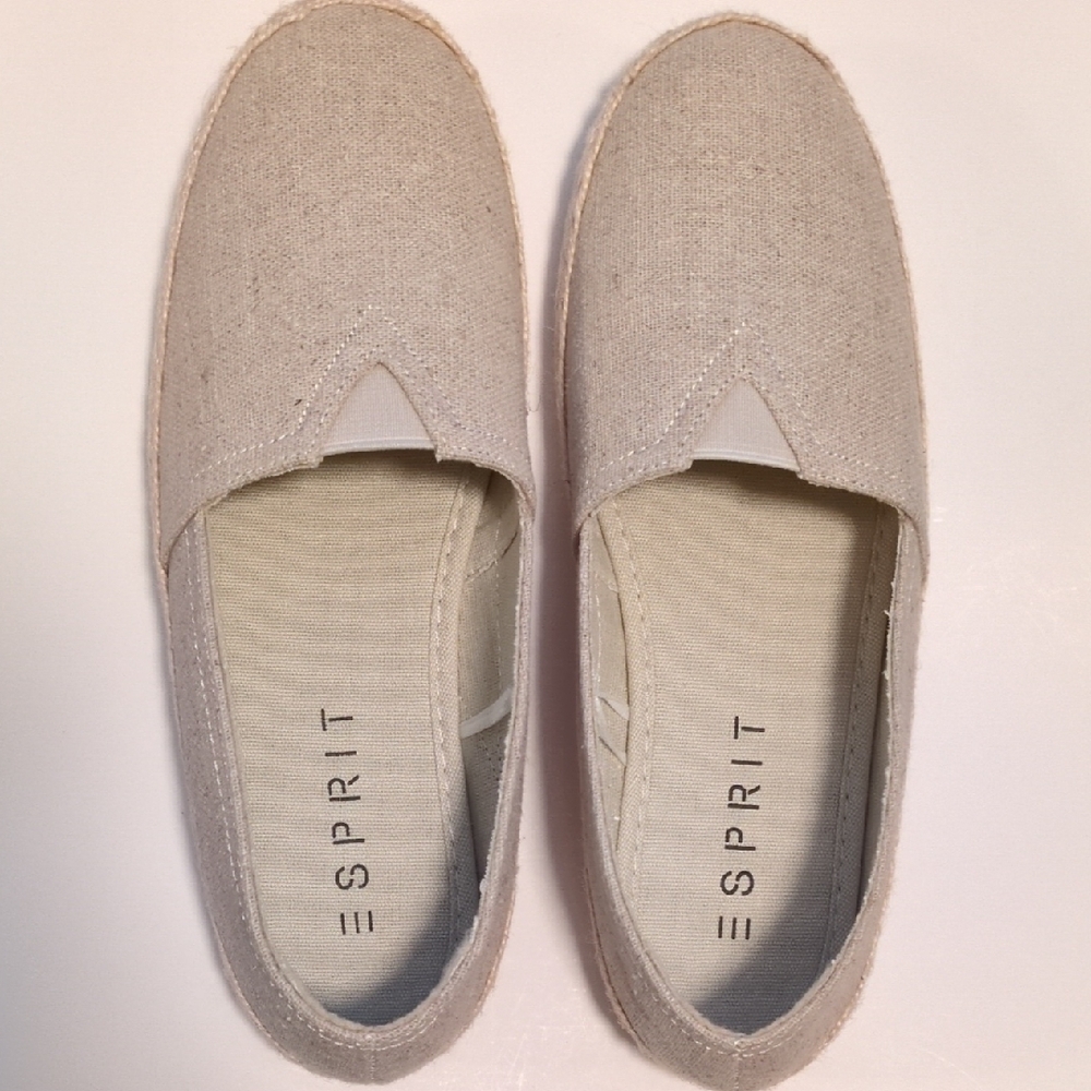 Esprit Tan Loafers Slip-Ons Minimalist Design